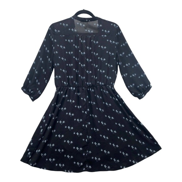 Lush Women's Size L Faux Wrap Dress Knee Length Long Sleeve Geometric Lined - Picture 8 of 10